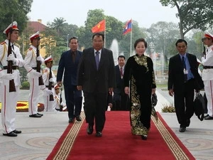 Vietnam, Laos agree to tighten cooperative ties